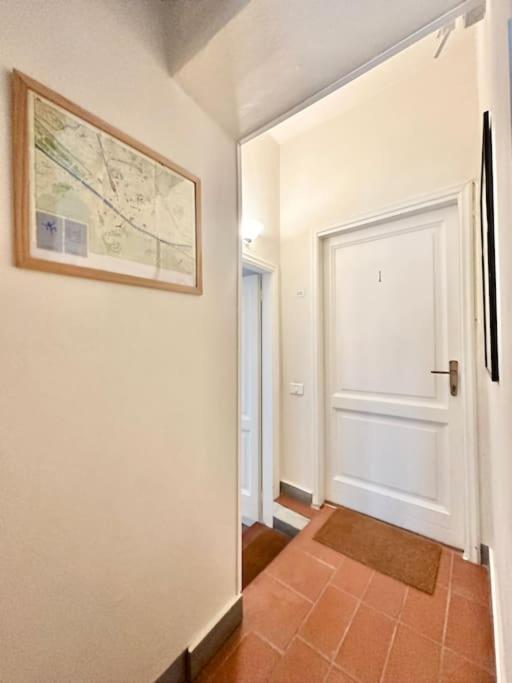דירות Warm Retreat In The Heart Of Florence Cls Station מראה חיצוני תמונה